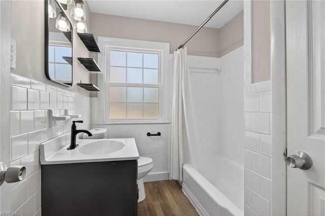 107 Glenn CIR, Williamsburg, VA 23185