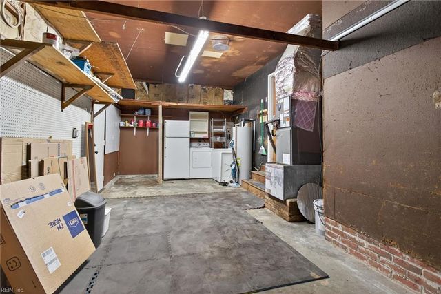 107 Glenn CIR, Williamsburg, VA 23185