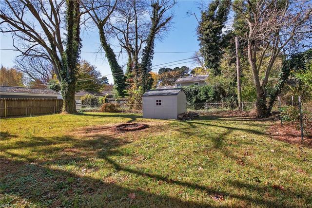 107 Glenn CIR, Williamsburg, VA 23185