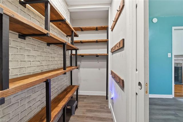 107 Glenn CIR, Williamsburg, VA 23185