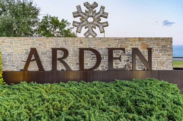 1319 Arrowhead Point Road, The Acreage, FL 33470