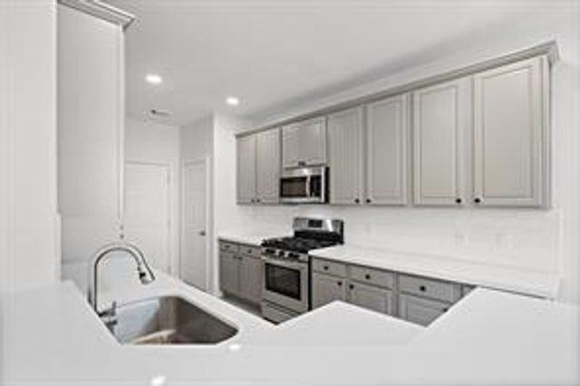 16546 Cairngrove Lane, Houston, TX 77084