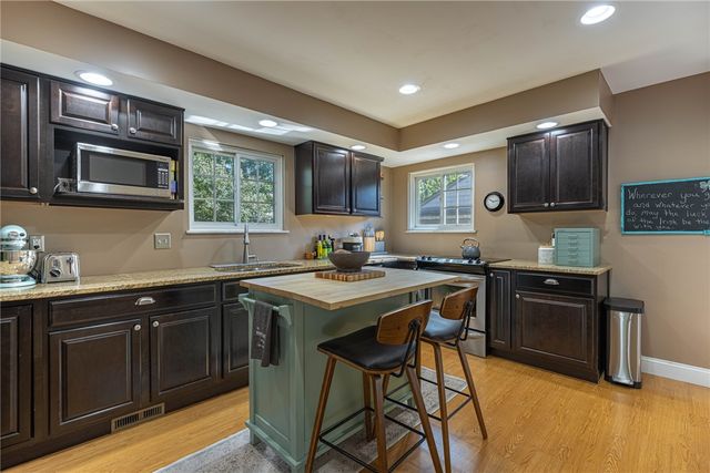 532 Shafor Boulevard, Oakwood, OH 45419