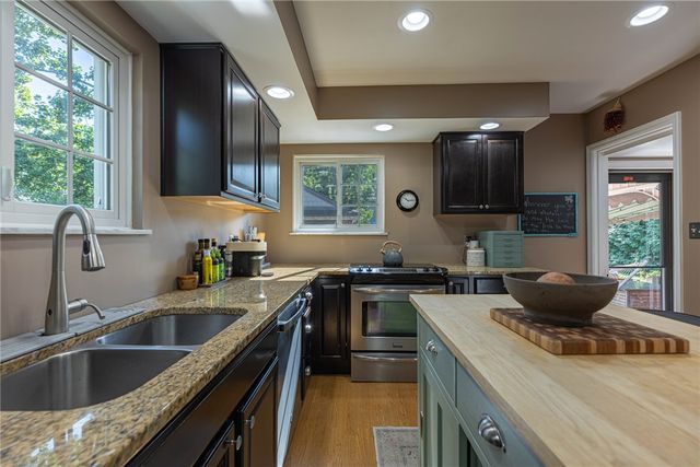 532 Shafor Boulevard, Oakwood, OH 45419
