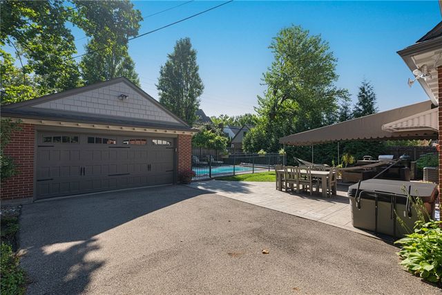 532 Shafor Boulevard, Oakwood, OH 45419