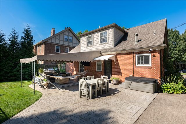 532 Shafor Boulevard, Oakwood, OH 45419