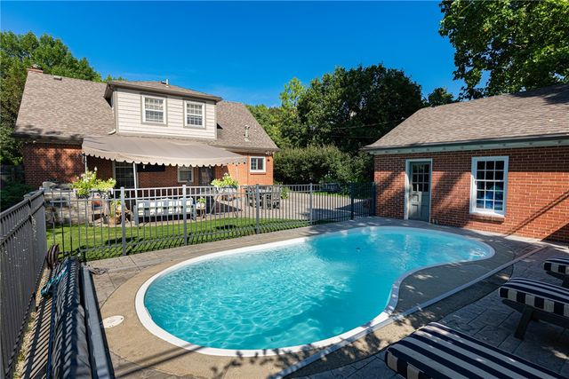 532 Shafor Boulevard, Oakwood, OH 45419