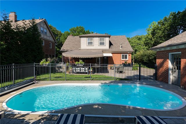 532 Shafor Boulevard, Oakwood, OH 45419