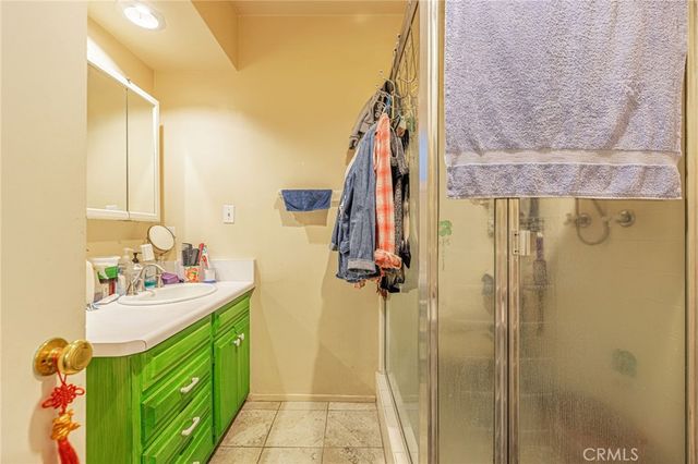 8523 & 8521 Lindley Avenue, Northridge, CA 91325