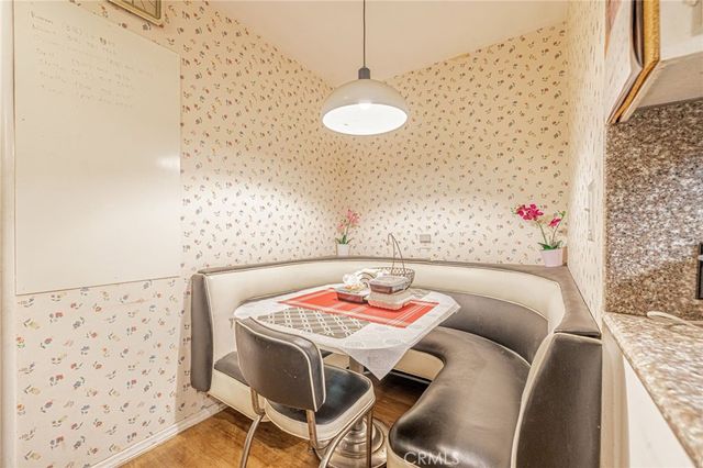 8523 & 8521 Lindley Avenue, Northridge, CA 91325