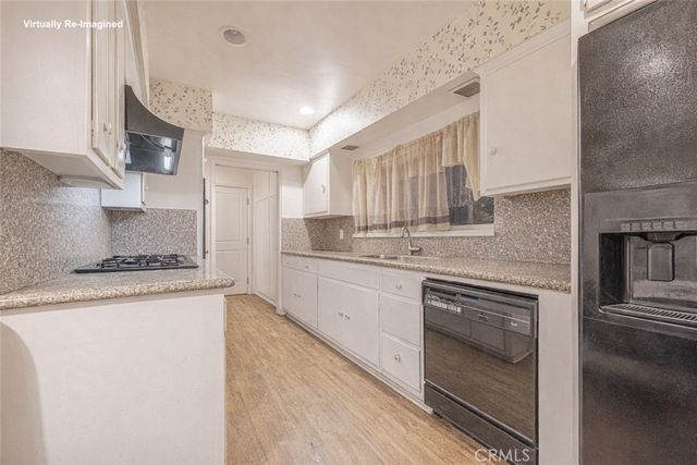 8523 & 8521 Lindley Avenue, Northridge, CA 91325