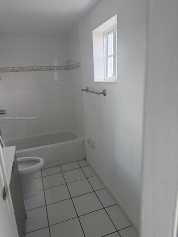 21 E 3rd Street 405, Hialeah, FL 33010