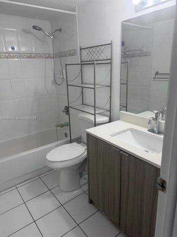 21 E 3rd Street 405, Hialeah, FL 33010