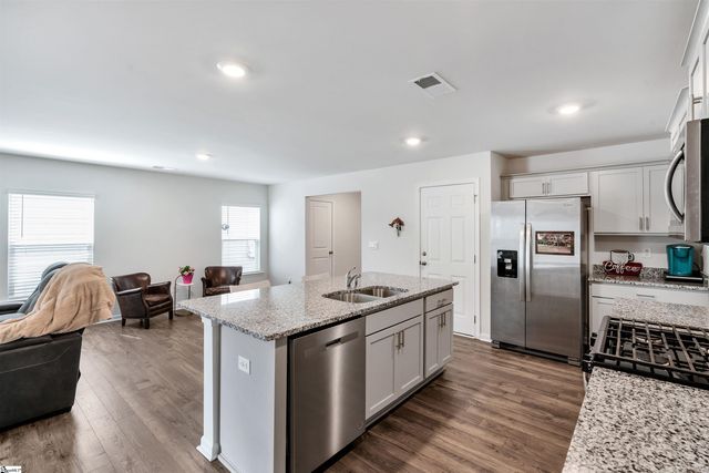 1808 Bridle Lane, Roebuck, SC 29376