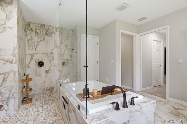 2402 N Stampede Drive, Beverly Hills, FL 34465