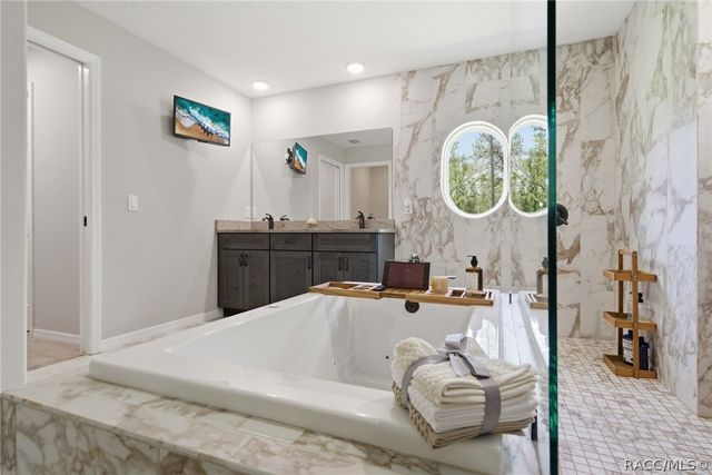 2402 N Stampede Drive, Beverly Hills, FL 34465