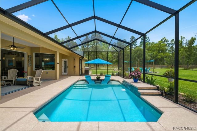 2402 N Stampede Drive, Beverly Hills, FL 34465
