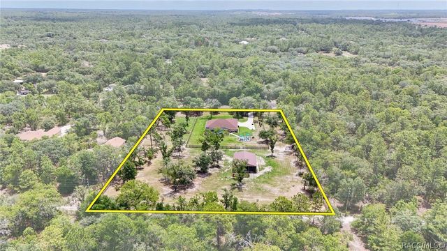 2402 N Stampede Drive, Beverly Hills, FL 34465
