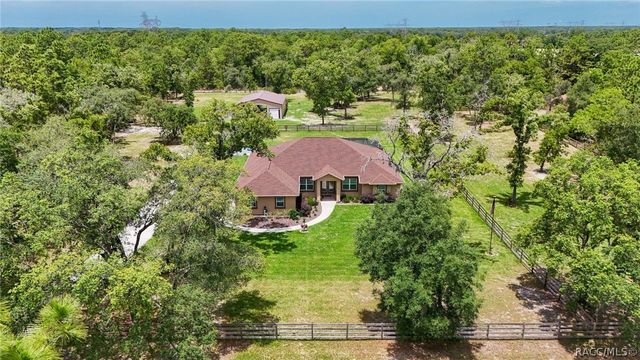 2402 N Stampede Drive, Beverly Hills, FL 34465