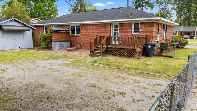 1102 Myrtle St., Mullins, SC 29574