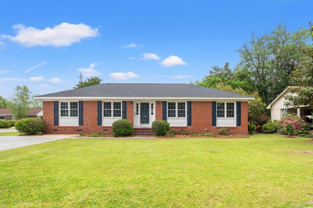 1102 Myrtle St., Mullins, SC 29574
