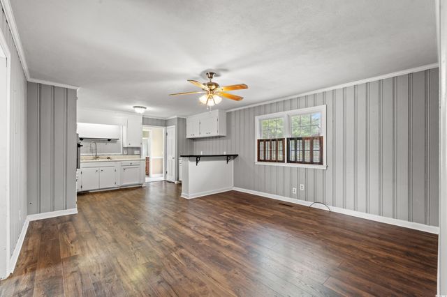 1102 Myrtle St., Mullins, SC 29574