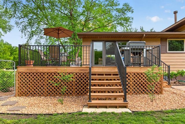 5633 Saint Mary Drive NW, Rochester, MN 55901