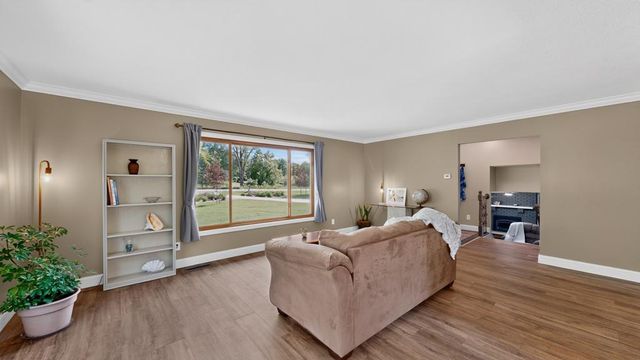 5633 Saint Mary Drive NW, Rochester, MN 55901