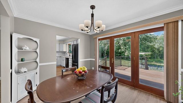 5633 Saint Mary Drive NW, Rochester, MN 55901