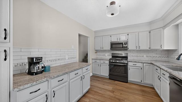 5633 Saint Mary Drive NW, Rochester, MN 55901