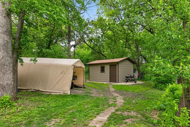5633 Saint Mary Drive NW, Rochester, MN 55901