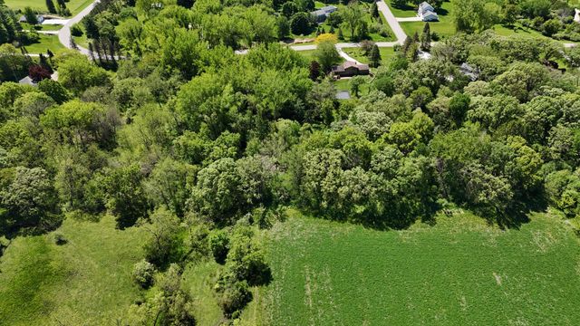 5633 Saint Mary Drive NW, Rochester, MN 55901