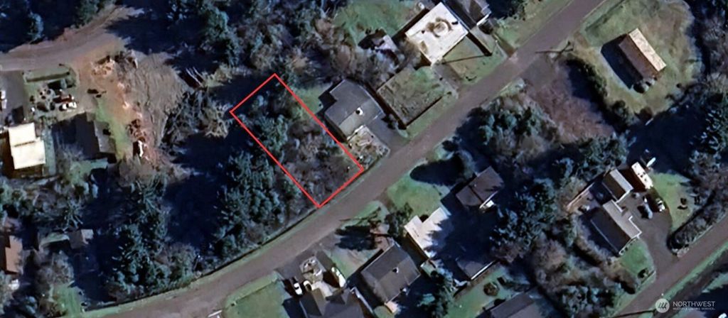 284 Mast Ave NW, Ocean Shores, WA 98569