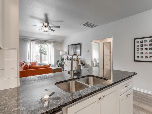 916 E Hill Street, Oklahoma City, OK 73105
