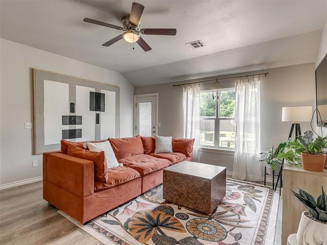 916 E Hill Street, Oklahoma City, OK 73105