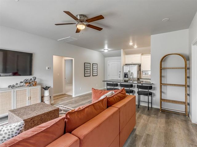 916 E Hill Street, Oklahoma City, OK 73105