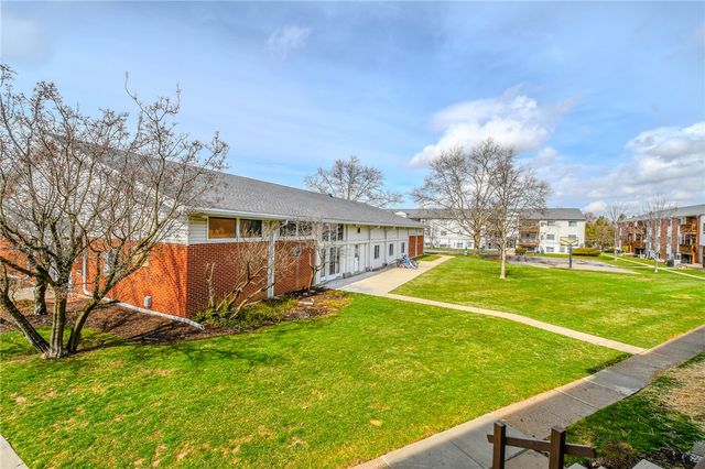 5655 E Coach Drive I, Kettering, OH 45440