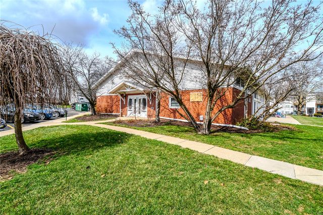 5655 E Coach Drive I, Kettering, OH 45440