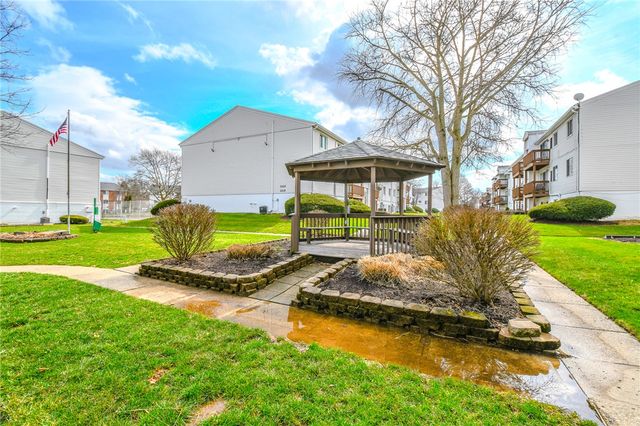 5655 E Coach Drive I, Kettering, OH 45440