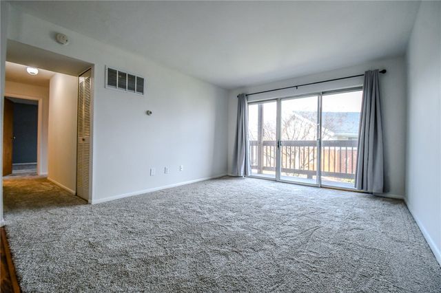 5655 E Coach Drive I, Kettering, OH 45440