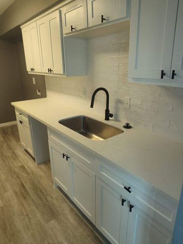 2687 Gessner Road 702, Houston, TX 77080