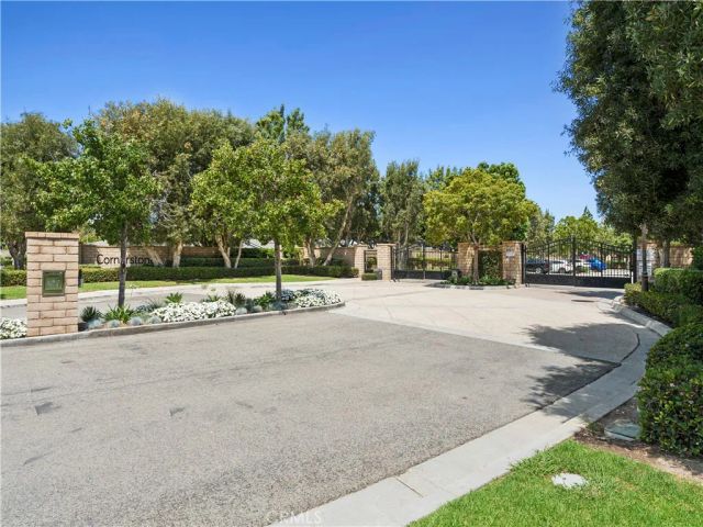 2534 Cornerstone Lane, Costa Mesa, CA 92626