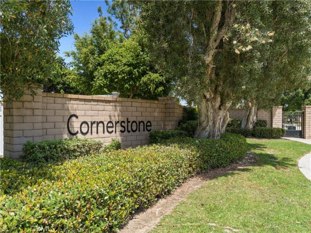 2534 Cornerstone Lane, Costa Mesa, CA 92626