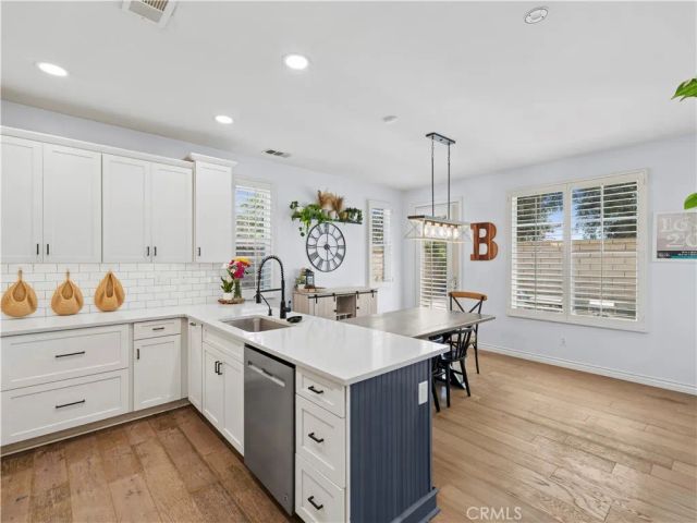 2534 Cornerstone Lane, Costa Mesa, CA 92626