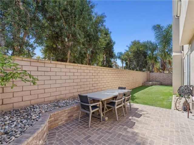 2534 Cornerstone Lane, Costa Mesa, CA 92626