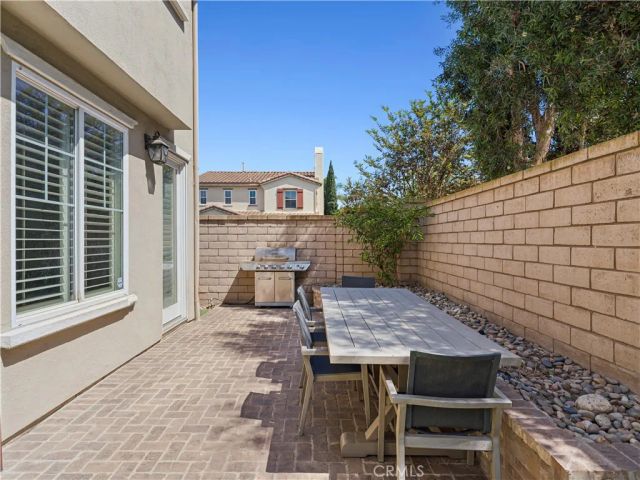 2534 Cornerstone Lane, Costa Mesa, CA 92626