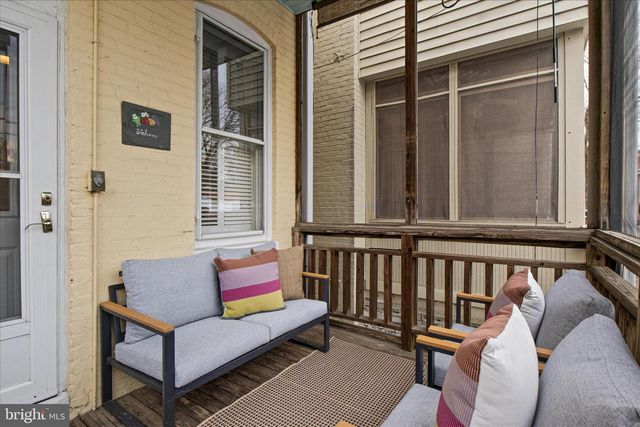 140 11TH ST NE, Washington, DC 20002