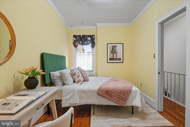 140 11TH ST NE, Washington, DC 20002