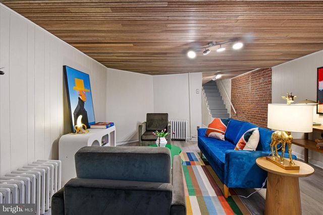 140 11TH ST NE, Washington, DC 20002