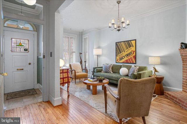 140 11TH ST NE, Washington, DC 20002